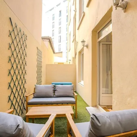 Apartament Avec Terrasse - Proche Berges Du Rhone Lyon